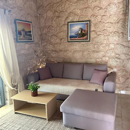 Kır Evi Sun Castle *