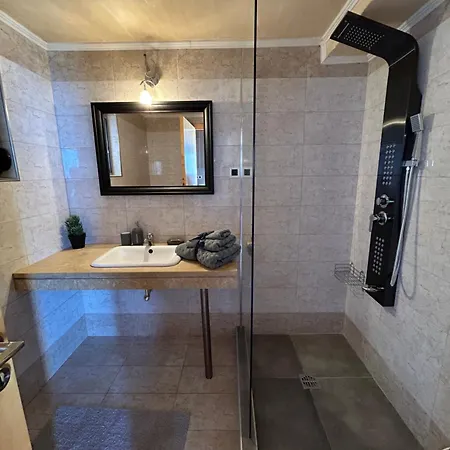 Kır Evi Sun Castle *